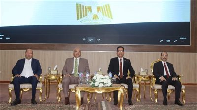 افتتاح فعاليات الندوة التعريفية بأهداف مبادرة المشروعات الخضراء الذكية بجامعة بنها