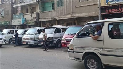 مجمع مواقف شارع المحكمة بكفر الدوار يفتقر للخدمات الأساسية 