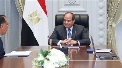 تفاصيل اجتماع السيسي برئيس الوزراء ووزير الأوقاف