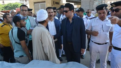 نائب محافظ سوهاج يقود حملة مرافق مفاجئة بمدينة طهطا