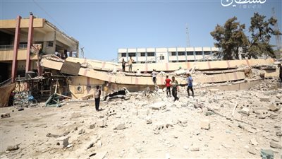 الدفاع المدني بغزة: انتشال 12 شهيدًا من مدرسة مصطفى حافظ 