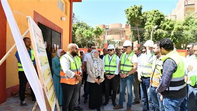 محافظ الفيوم يتفقد سير العمل بمشروعات 