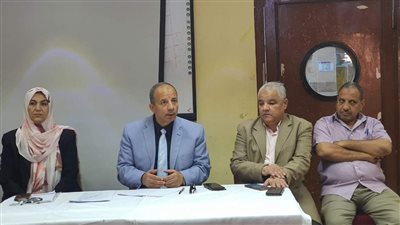 اجتماع لمديري الإدارات  استعداداً للعام الدراسي الجديد بتعليم الأقصر 