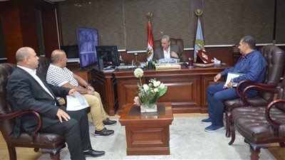 محافظ الغربية يعقد اجتماعًا للوقوف على معدلات الإنجاز بملف التصالح 