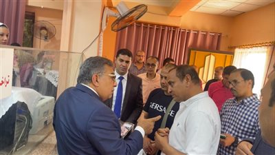 مواطنون : وكلاء الوزارات بالدقهلية اكتفوا بمشاهدة جولات المحافظ 