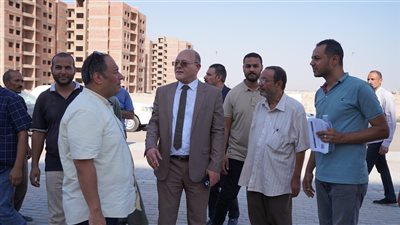 فرش 23 معملًا بكلية طب الفم والأسنان بجامعة سوهاج 