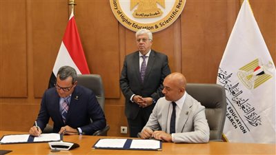 وزير التعليم العالي: 3.7 مليون طالب في الجامعات المصرية