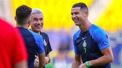 النصر السعودي يقرر استمرار المدرب لويس كاسترو