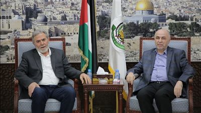 درويش وزياد النخالة يبحثان التطورات السياسية والميدانية