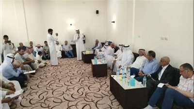 محافظ شمال سيناء يزور قرية الجفجافة ويلتقي المواطنين والمشايخ 