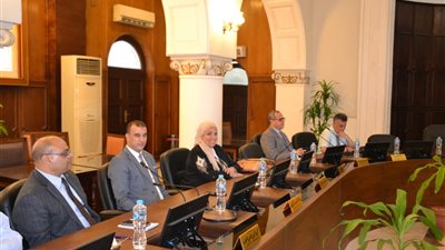 مجلس خدمة المجتمع وتنمية البيئة يستعرض نتائج القافلة الشاملة لقرية بهيج ببرج العرب