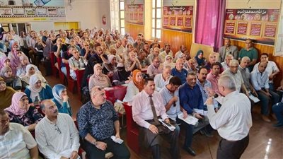 وكيل تعليم دمياط يعقد اجتماعا لمناڨشة استعدادات لبدء العام الدراسي الجديد 