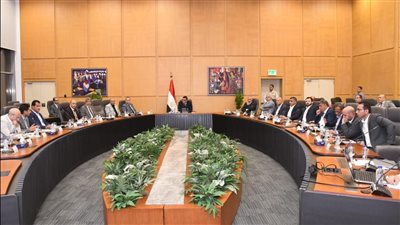 وزير الإسكان يصدر حزمة تكليفات للإسراع بمعدلات تنفيذ وحدات 