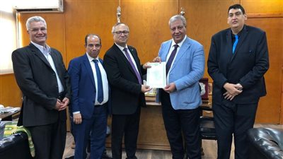 طب بنين الأزهر أول كلية تستخرج شهادات التخرج من خلال منظومة الحرم الذكي