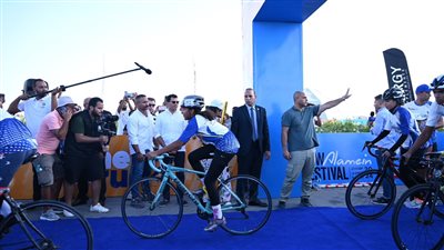 العلمين الجديدة تستقطب الرياضيين في ماراثون ساحلي مميز