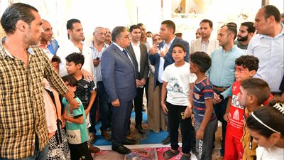  محافظ الدقهلية يتفقد مبادرة 