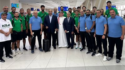 بالصور سلة الاتحاد تصل جدة وسط استقبال كبير من الاتحاد السعودى 