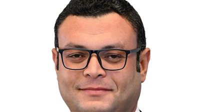 وزير الإسكان يشدد على تسريع تنفيذ مشروع مارينا 8 في العلمين 