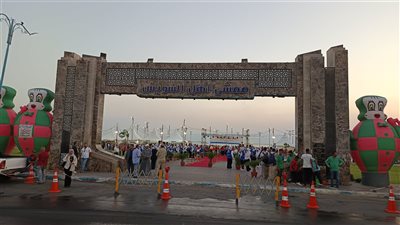 بدء فعاليات افتتاح معرض السويس للكتاب فى دورته الثانية