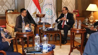 رئيس هيئة الرعاية الصحية يبحث سبل التعاون مع 