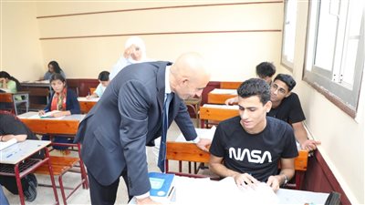 طلاب الثانوية العامة 2024 يؤدون ملاحق اللغة الأجنبية الثانية غدا