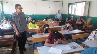طلاب الثانوية العامة يؤدون امتحانات الدور الثاني بالبحر الأحمر