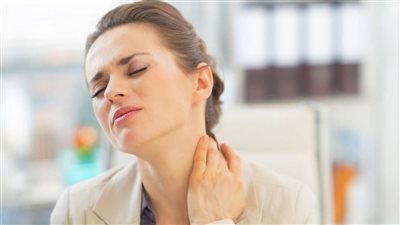 أسباب صحية خفية وراء طقطقة المفاصل .. ما علاقة ظاهرة 