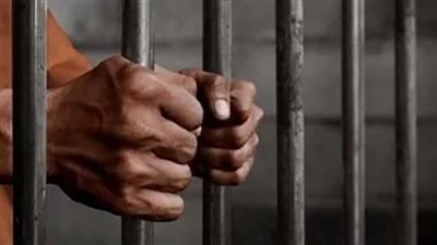 حبس عامل ووالده في واقعة مقتل مُسن داخل مزرعة بالشرقية 