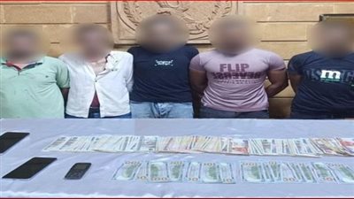 القبض على عصابة لسرقة مبلغ مالي من أجنبي في 15 مايو