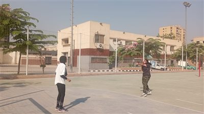 إقبال طلابي كبير على الأنشطة الصيفية في جامعة عين شمس