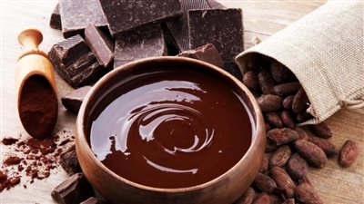 طريقة سهلة لعمل صوص الشوكولاتة للحلويات