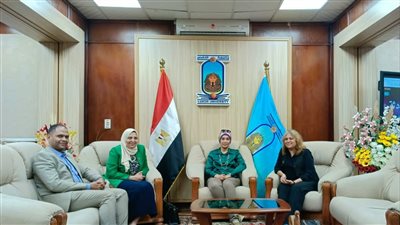 جامعة الأقصر تستقبل وفد الاعتماد والرقابة الصحية لبحث التعاون المشترك