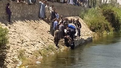 إنتشال جثة طفل غرق أثناء استحمامه بترعة نجع حمادي بسوهاج