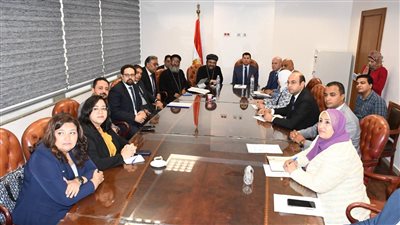صبحي يلتقي مساعد قداسة البابا لبحث تكثيف تفاعل الشباب القبطي بأنشطة الوزارة