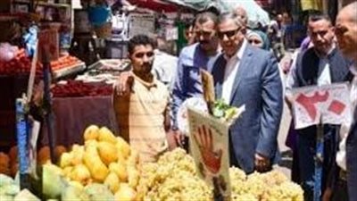 أسواق الإسكندرية خارج السيطرة.. والتجار يحتكرون السلع 
