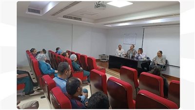  ندوة للتوعية بأحكام القانون والسلامة والصحة المهنية بالمنيا