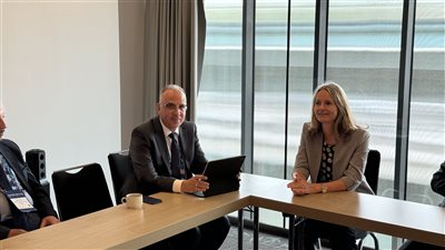 وزير الري يلتقى الرئيس التنفيذي لمؤسسة DHI المتخصصة الحلول المائية والبيئية