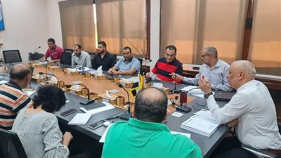 اجتماع موسع لبحث بدء مشروع محطة معالجة كرم عمران بقنا