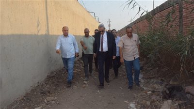 محافظ الغربية يتفقد مجمع تدوير مخلفات القمامة في دفرة 