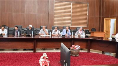 نائب محافظ البحر الأحمر تترأس اجتماع المجلس القومي للسكان