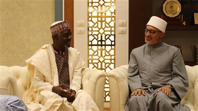 مفتي الجمهورية يستقبل وفدًا من المركز النيجيري للبحوث العربية