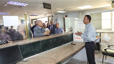 محافظ القاهرة: خدمة المواطن تأتي على رأس أولويات المحافظة