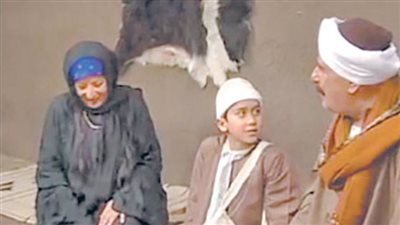 الفنانة سميرة عبدالعزيز: 