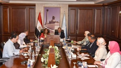 وزيرة التنمية المحلية توجه بتسريع العمل بمنظومة التصالح للمواطنين في الإسكندرية 