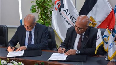 التجهيز لإعداد تجارب تشغيل مجمع إنتاج السولار بأسيوط 