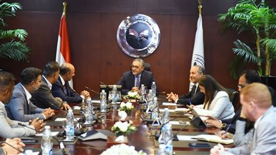 هيئة الاستثمار تبحث مع بلاك آند ديكر إنشاء مصنع للمعدات والأدوات الكهربائية