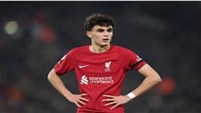 برشلونة يطلب استعارة نجم ليفربول الشاب 