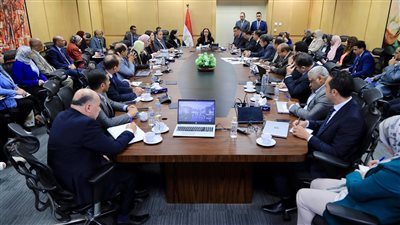 وزيرة التضامن: التوسع في رقمنة الخدمات ورفع كفاءة الموظفين