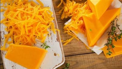 بخطوات بسيطة| طريقة عمل جبنة شيدر في المنزل