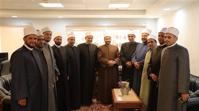 لقاءات وندوات لقوافل البحوث الإسلامية مع أبناء الأقصر 